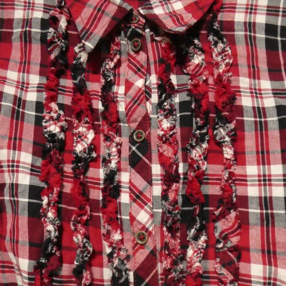 ESPRIT, medium, plaid ruffle shirt, full button front - Picture 5 of 16